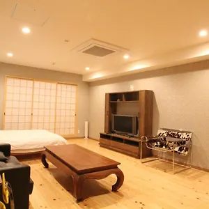 アパート Shimanouchi Luxury, 大阪市